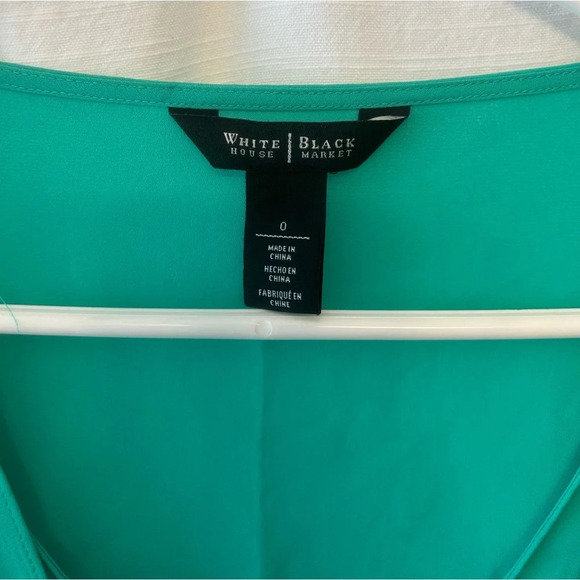 White House Black Market greee blouse with silver buttons size XS - Picture 2 of 10